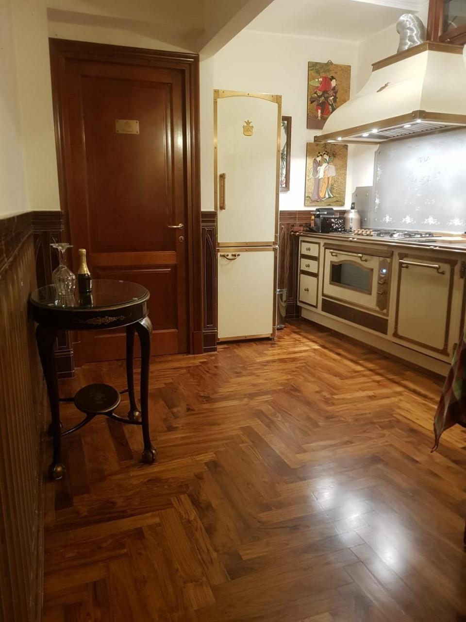 Regal House Roma Navigatori 23 Hotell Exteriör bild